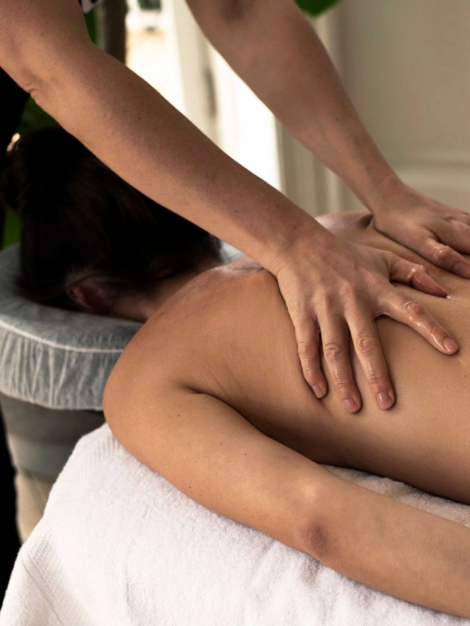 Could a lymphatic drainage massage improve your gut health?