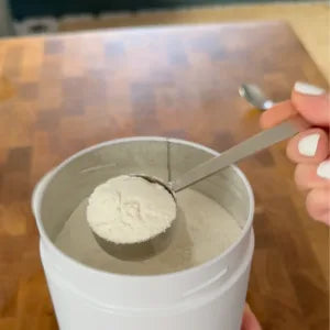 Scooping myota powder